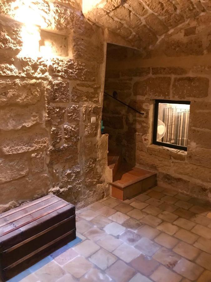 Maison De Roche-Uzes Centre Historique L' Ucetia ภายนอก รูปภาพ